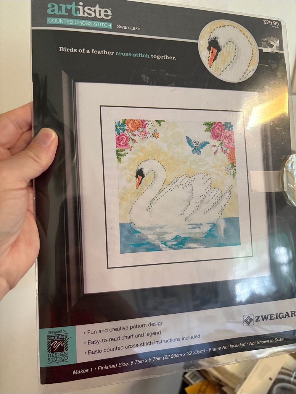 Artiste White Swan Cross-Stitch kit